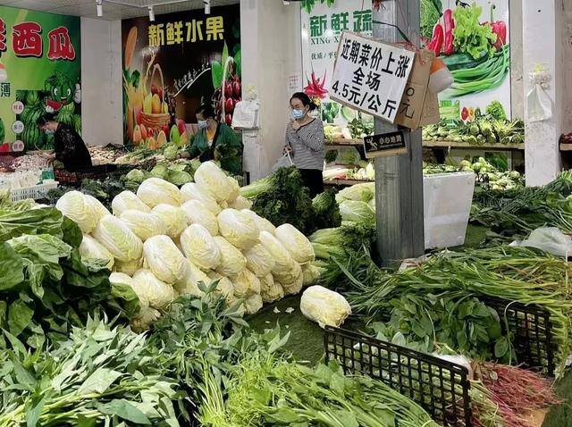 小区门口做什么生意最赚钱（小区门口的蔬菜店怎么赚钱？）