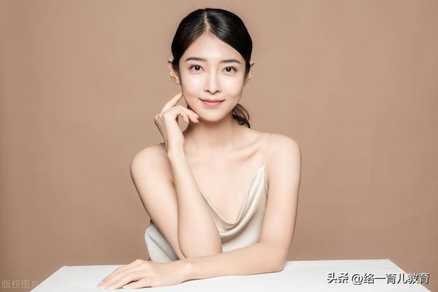 在家带娃是什么职业（全职妈妈的心声）