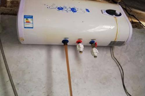 自己在家怎么清洗热水器（电热水器清洗方法）