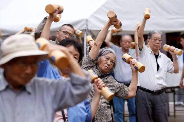 日本月薪一般多少钱（为什么日本的工资这么高？）