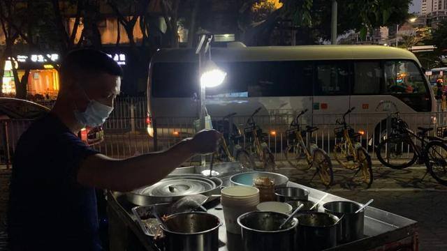 深圳赚钱最快的路子（中年大叔的“走鬼”生涯）
