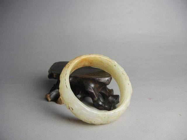 明财位摆放什么最招财（家里摆这些东西，预示给家里招财走好运，难怪有钱人越住越富裕）