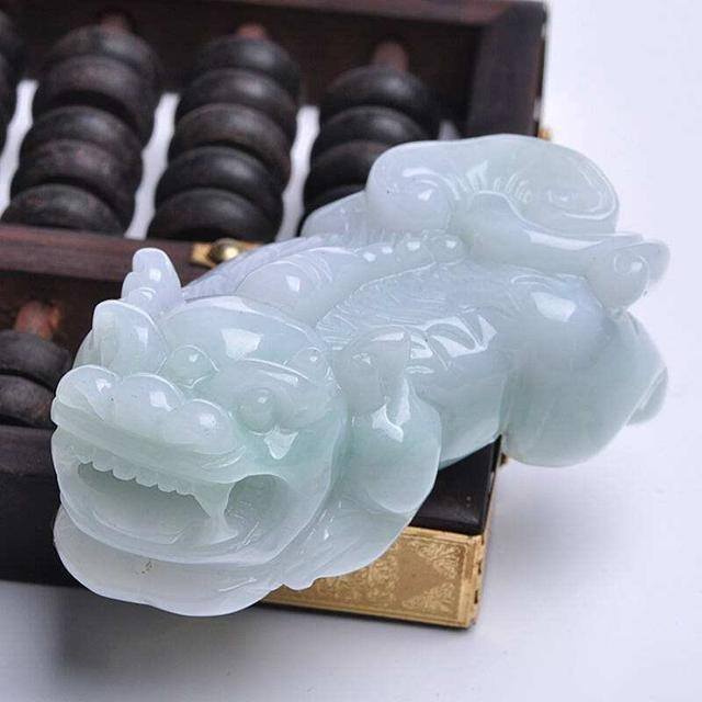 明财位摆放什么最招财（家里摆这些东西，预示给家里招财走好运，难怪有钱人越住越富裕）