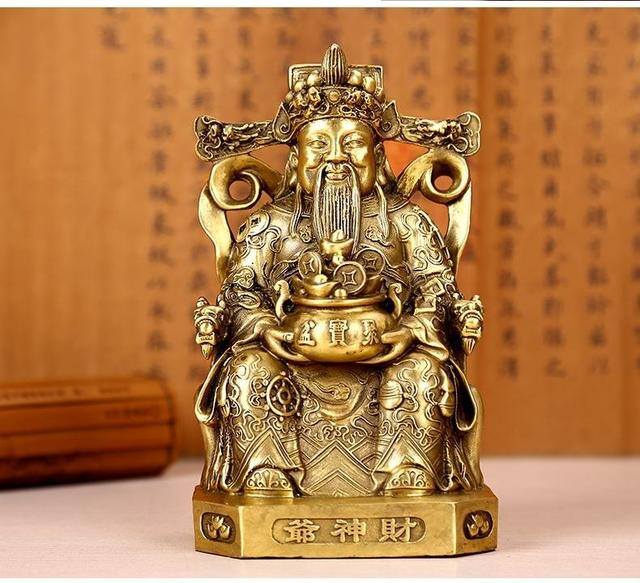 明财位摆放什么最招财（家里摆这些东西，预示给家里招财走好运，难怪有钱人越住越富裕）