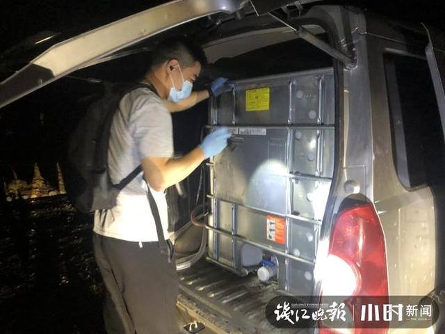有面包车做这8个倒卖生意（90后男青年偷油被抓，一个月赚了2万）