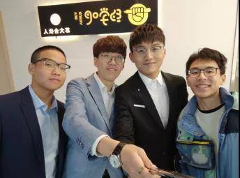 00后怎么创业呢白手起家（00后小伙的创业故事）