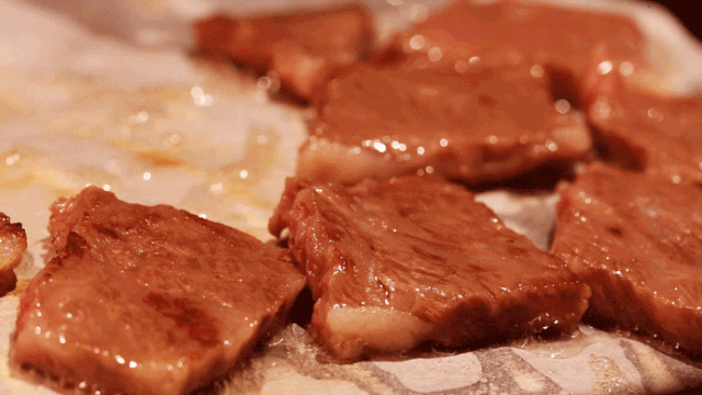 化冻肉用什么方法最快（如何快速解冻肉？）