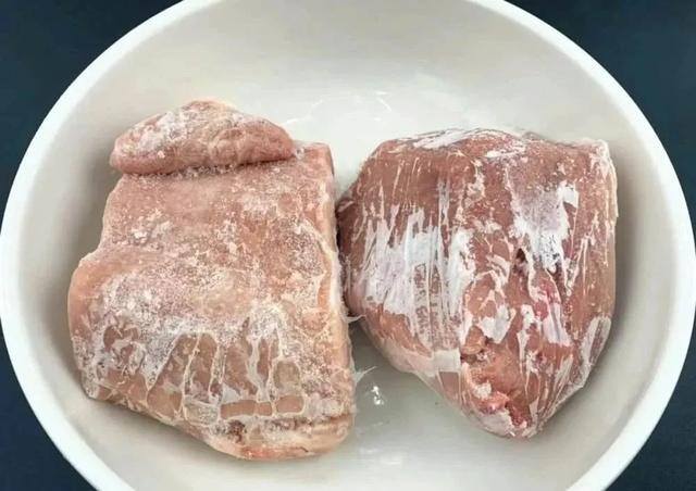 化冻肉用什么方法最快（如何快速解冻肉？）