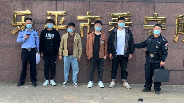 怎样来钱快（为赚外快，他被朋友拉进了“新世界”）
