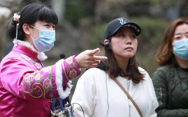 导游一个月能挣多少钱（时代周报：导游行业转型）