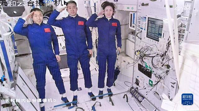 9键和26键哪个打字快（直升机搜救分队，向着预定落点太空）