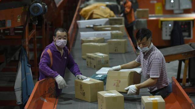 中国最赚钱的行业排名（顺丰控股、圆通速递、申通速递、韵达股份、顺丰控股、顺丰控股）