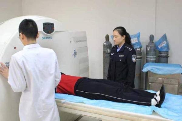 快音赚钱版（“我没有什么女儿，更不认识吸毒的人，你们找错了，下次别来了”）