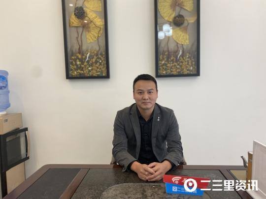 100元投资赚钱（90后小伙开采耳店）