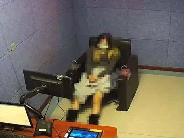 手机迁移另外一台手机（女子借朋友手机被抢，涉嫌诈骗！）