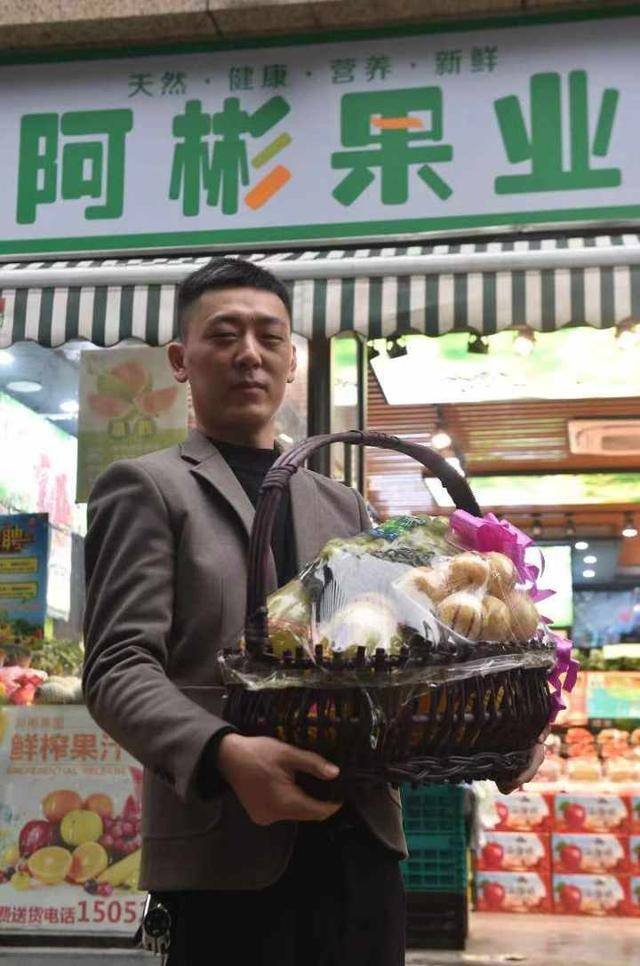 小区门口适合开什么店（马朋飞的仗义）