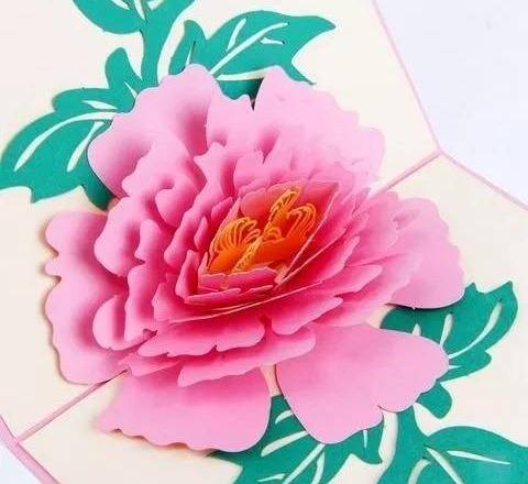 手工贺卡怎么做（diy了一朵花束藏在了贺卡里，打开一看）