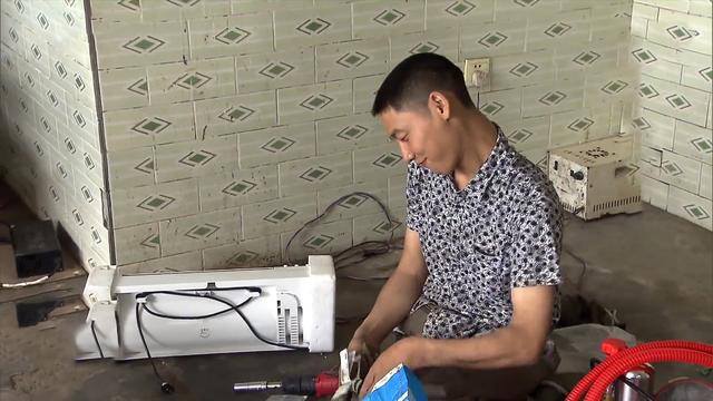 适合残疾人在家挣钱的工作（四川省眉山市东坡区符有的“手有多巧”）
