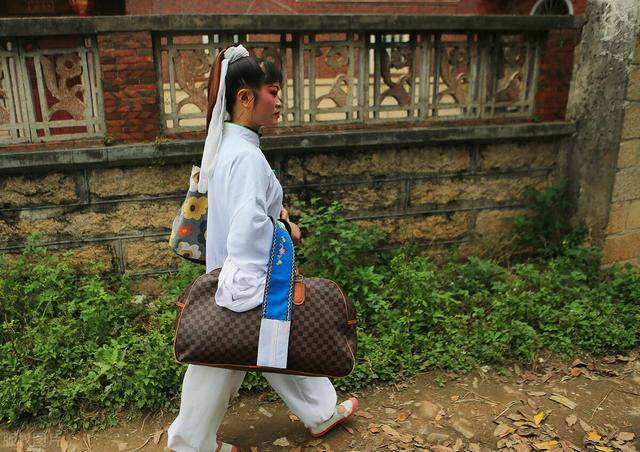 农村卖什么东西好赚钱（在农村做这些工作，一年能赚多少钱）