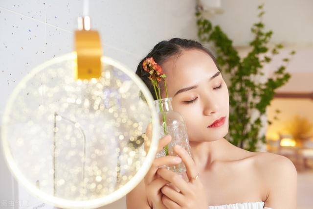 抖音直播游戏赚钱吗（抖音直播，谁在赚钱）