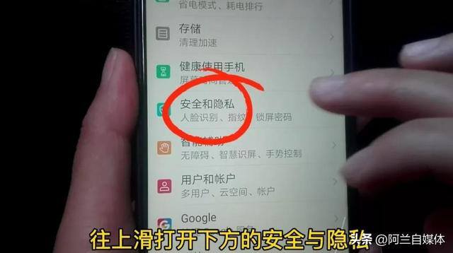 怎么弄两个微信在手机桌面（一部手机上怎样登录两个微信？）