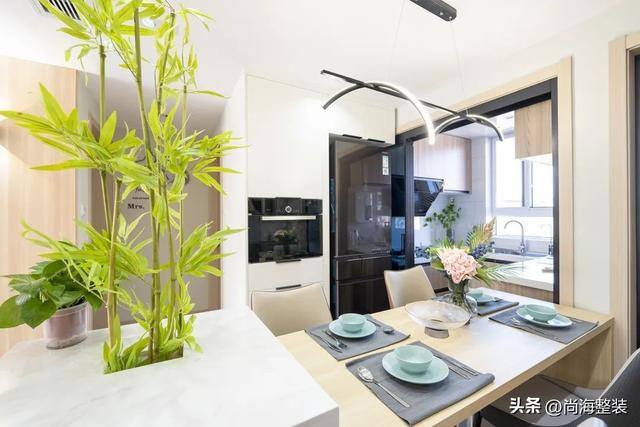 家中门对门（共富一村[需手动填充]现代风装修效果图）