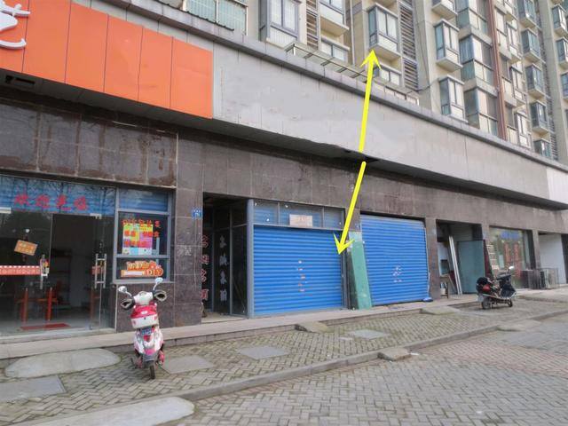 二楼商铺适合开什么店（买房万万不要买一层，采光差还潮湿，白送院子都不买！）