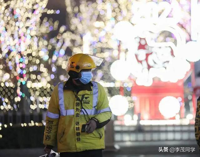 怎么当美团骑手送外卖（跑外卖的心得）
