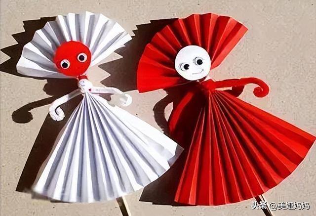 幼儿手工玩具制作100种（手工折纸：毕业季卡纸博士帽）
