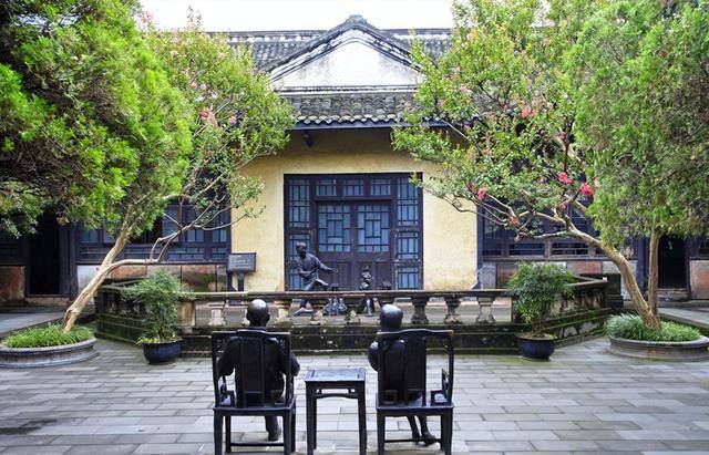 一进门口摆放什么植物旺风水（家里种这7种树，寓意吉祥，富贵又吉祥）