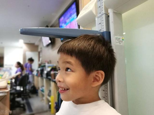 15岁怎样才能快速长高（《隐秘的角落》男孩长高的“秘诀”）