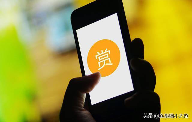 上海外卖骑手一个月能赚多少钱（上海骑手月薪过万，背后的真实原因）