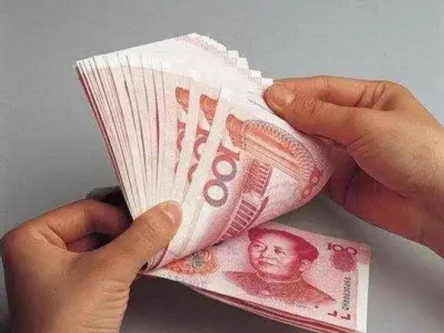 钱怎么赚的快（鑫城商贸大世界开业前筹备工作千头万绪）