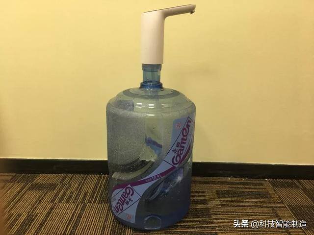手工饮水机怎么做（3life抽水器，让你的生活更简单！）