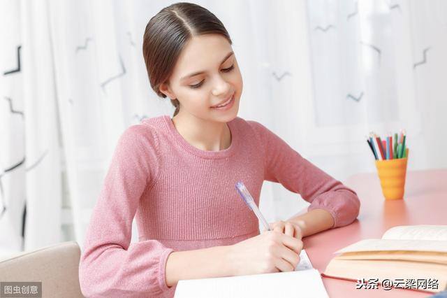 如何在微信上做个公众号（微信公众号怎么注册）
