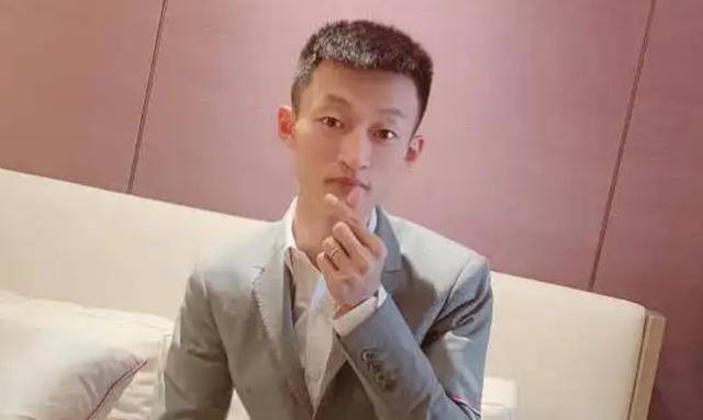 当主播能赚钱吗（半只狐狸、四川可乐、四川可乐、四川可乐、四川可乐主播收入对比）