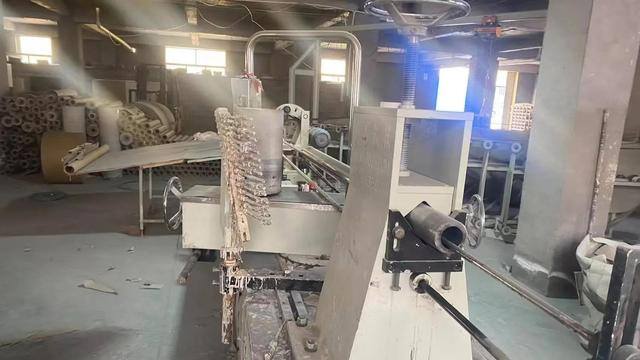 在家弄个什么小机器做小生意（这2个小型加工生意，不仅投资小、销路好找，关键在农村一家两三口人干最划算）