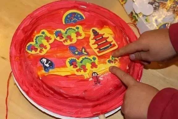 什么手工好做又简单（幼儿园手工制作：多彩中国龙）
