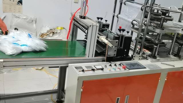 现在投资小本生意做哪方面比较好（投资不大，只要有个场地，1到2个工人就能起步去做）