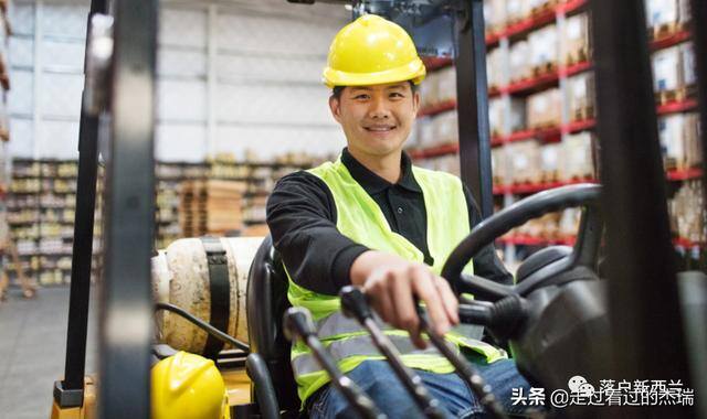 新西兰打工一个月能赚多少钱（在奥克兰工作究竟能赚多少钱？）