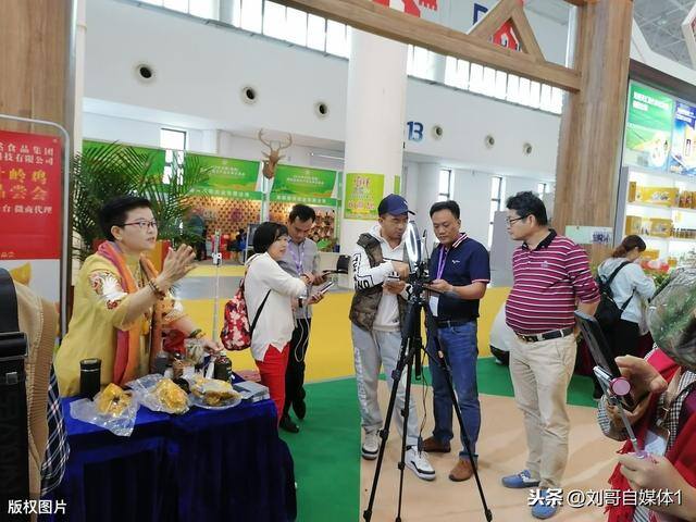 新手怎样直播带货（直播带货怎么玩？）
