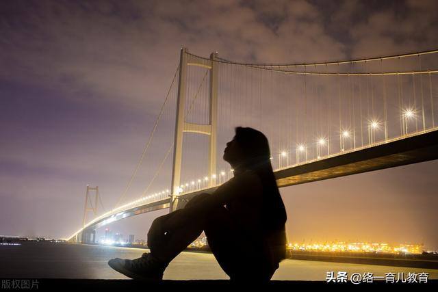 在家带娃是什么职业（全职妈妈的心声）
