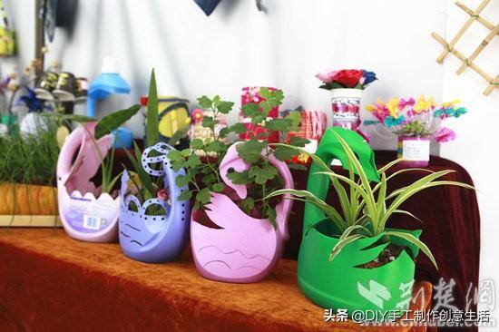 废物利用手工制作笔筒（卷纸芯改造笔筒教程）