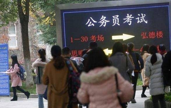 公务员可以写网络小说挣钱吗（公务员可以做副业吗？）
