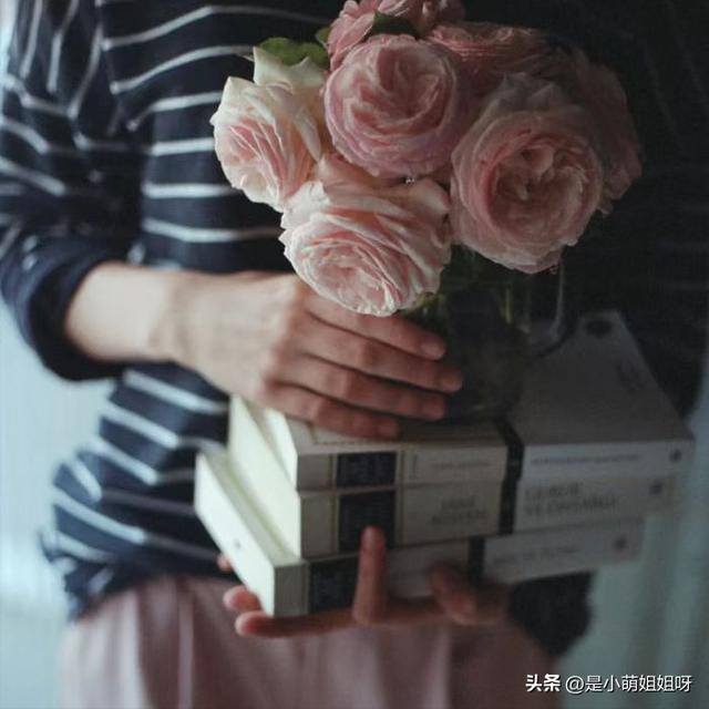 写稿赚钱的平台有哪些（自媒体写作月入过万是怎样的体验？）