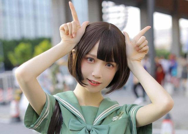 不去上班后逆袭成大佬（赵磊扛着野犬，除去内脏和骨骼，怎么也有十几斤）