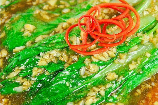 秋天必吃的特色美食（秋天吃什么最养生？）