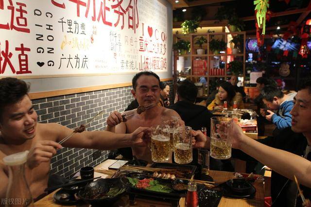 我的烧烤摊能赚钱吗（烧烤店如何赚钱）