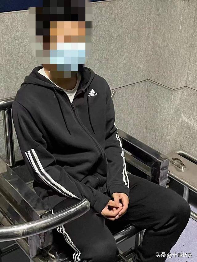微信出租赚钱是真的吗（「净网2019」明知他人租用自己的微信号被用于实施诈骗）