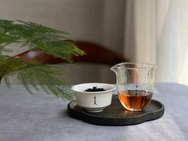 现在开茶叶店挣钱吗（武夷山的茶文化）